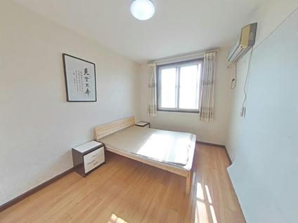 雁塔明德门整租 晟方佳苑3室1厅/98平/中楼层