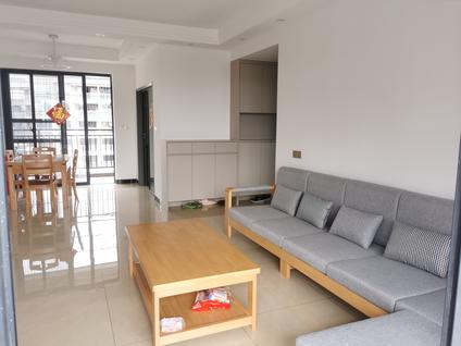 源城源城整租 依云山居4室2厅/126平/高楼层