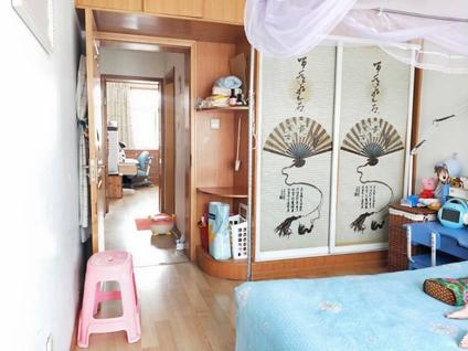 黄岛辛安整租 正友花园2室2厅/91平/高楼层