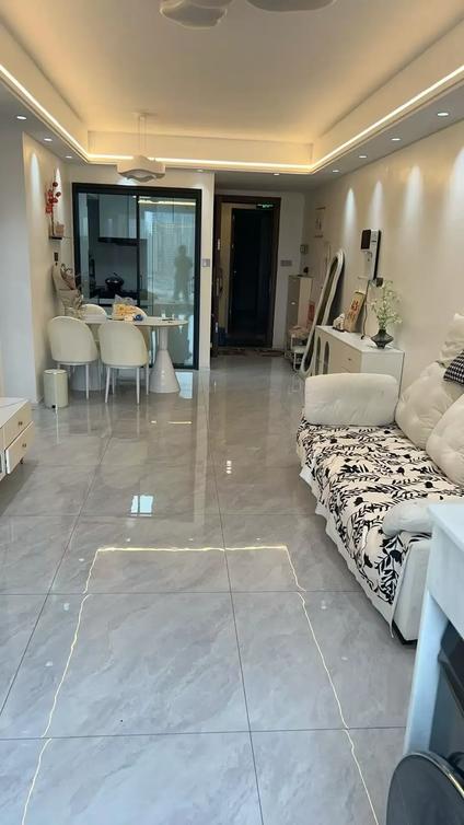 江海河南整租 江海保利大都汇3室2厅/80平/中楼层