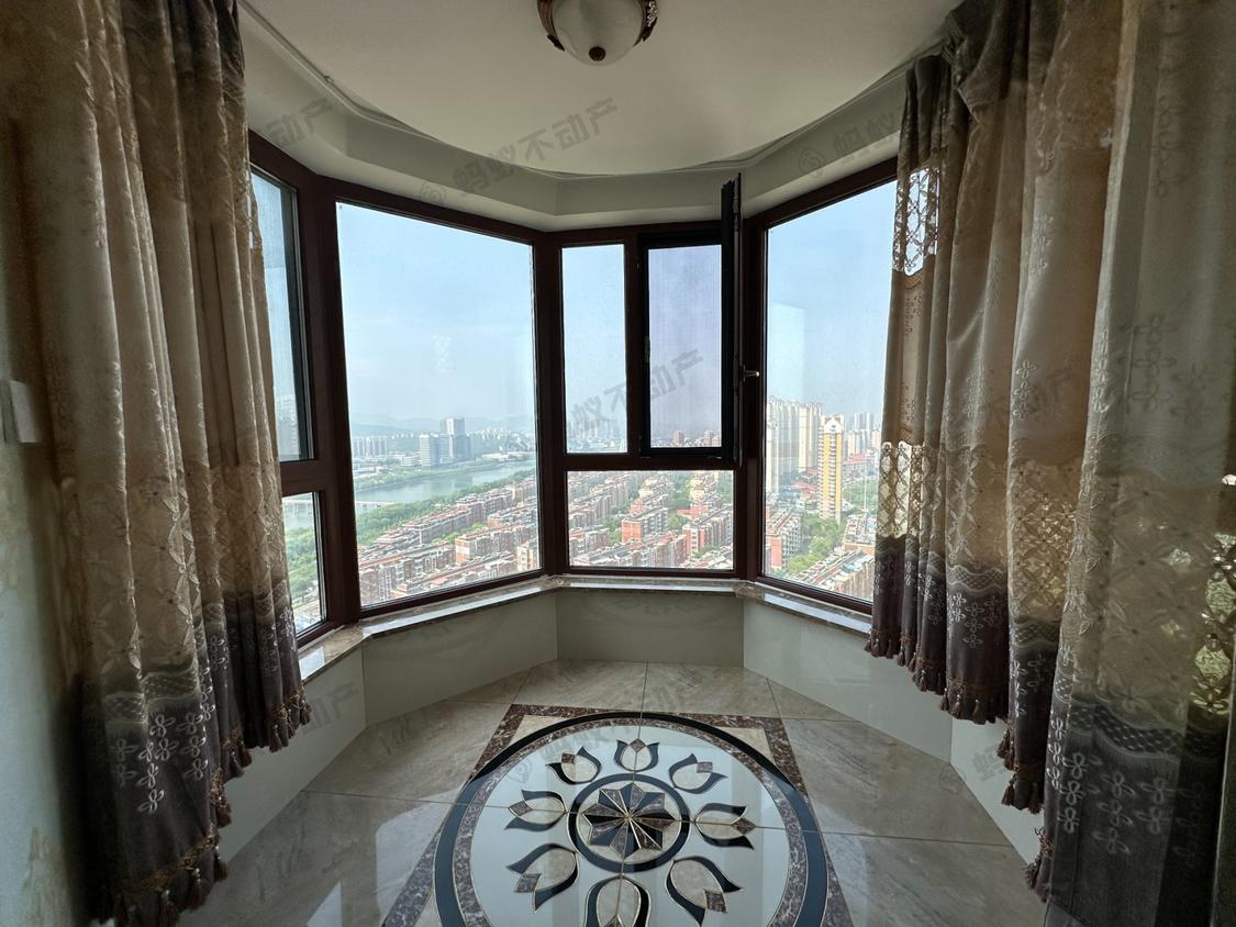 整租·曼哈顿东湖一号