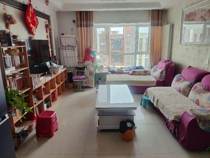 邹城悦邻广场整租 齐鲁时代花园(二期)3室2厅/128平/中楼层