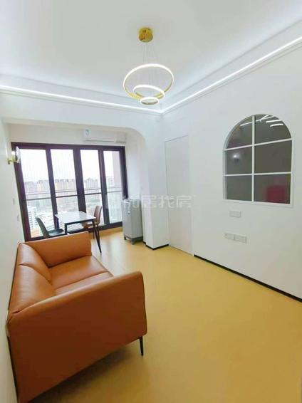 龙湖东海岸整租 怡璟海岸雅园2室1厅/45平/高楼层