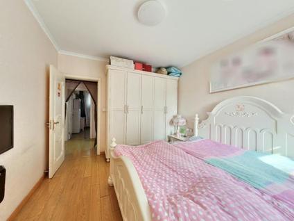 雨花台南站整租 君悦湖滨2室1厅/78平/低楼层