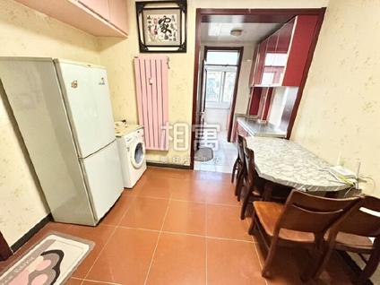 石景山苹果园合租 首钢模式口(南里小区)2室1厅/17平/高楼层