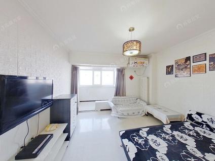 通州果园整租 长城国际1室1厅/50平/高楼层