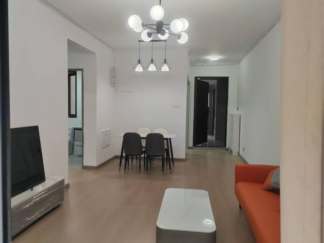 整租·绿地云上府