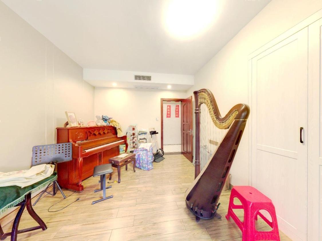 整租·美的广场(擎峰)