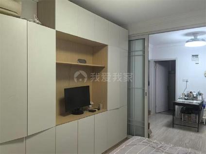 徐汇徐家汇整租 东安三村1室1厅/39平/高楼层