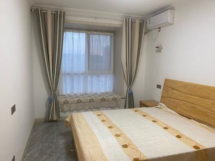 临渭临渭整租 豪庭佳苑3室2厅/137平/高楼层