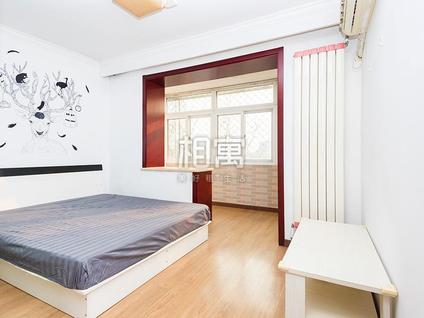 西城官园整租 大乘巷胡同1室1厅/45平/高楼层