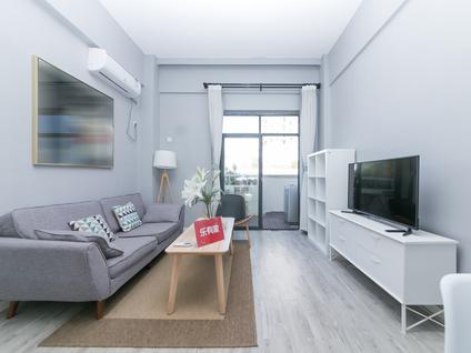 南山华侨城整租 中旅广场1室0厅/38平/低楼层