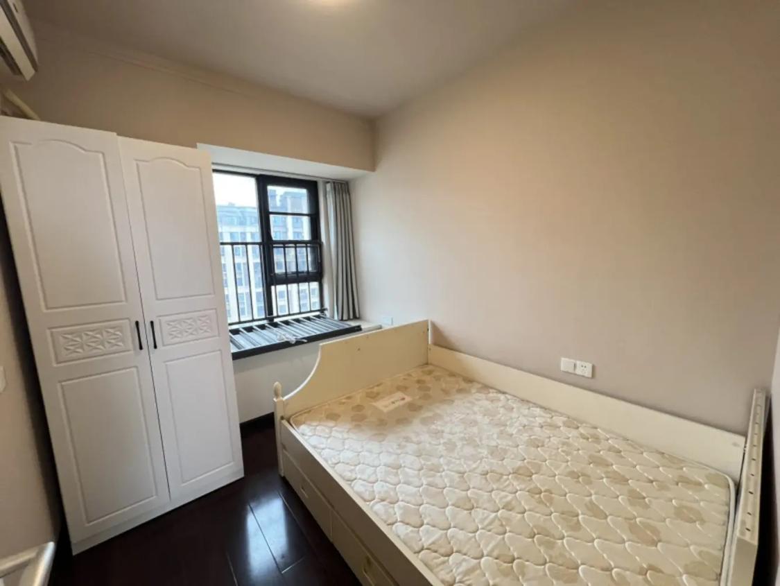 整租·绿地城(协子河畔A)