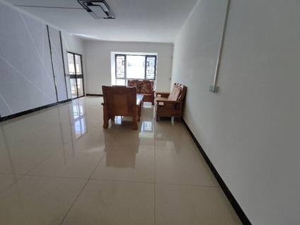 东源东源整租 源江豪庭4室2厅/143平/低楼层