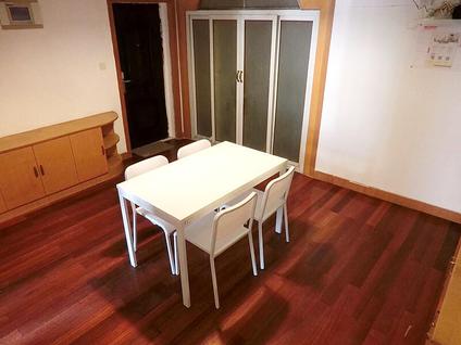 静安大宁合租 永灵小区4室1厅/13平/高楼层