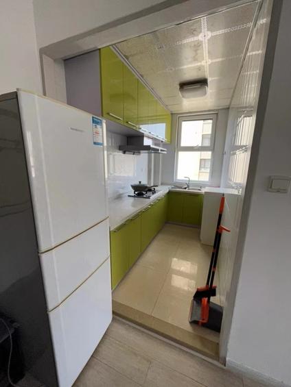 普兰店丰荣整租 白领公寓1室1厅/52平/中楼层