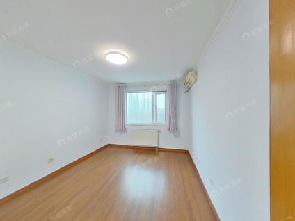 海淀车道沟整租 世纪新景园3室2厅/156平/中楼层