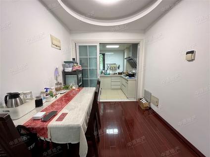 浦东杨思整租 万科新里程3室2厅/112平/低楼层