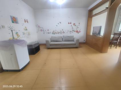 黄岛老黄岛整租 竹苞花园2室1厅/82平/中楼层