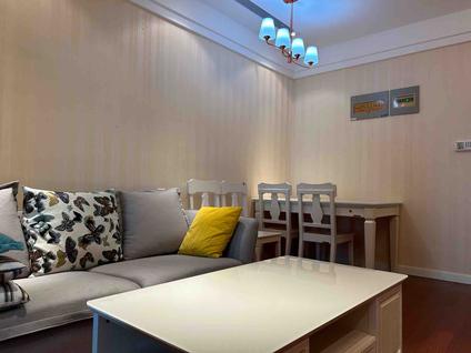 奉贤西渡整租 连城商业广场1室1厅/61平/高楼层