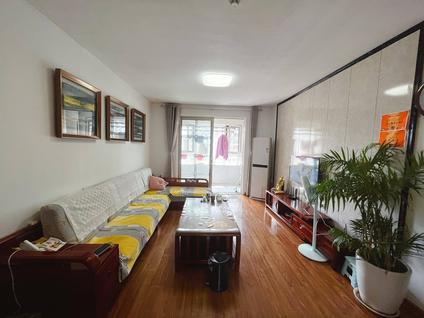 槐荫西客站整租 西城济水上苑3室2厅/121平/高楼层