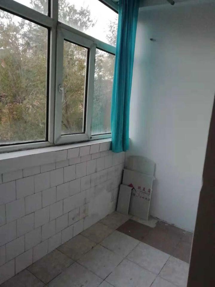 整租·铁路局七街