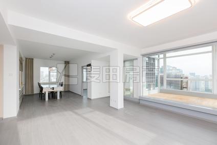 朝阳望京整租 大西洋新城(D区)4室2厅/205平/高楼层