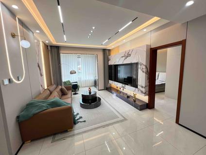 历下解放东路整租 绿地IFC中央公馆3室1厅/130平/低楼层