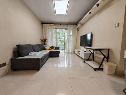 南山科技园整租 海怡东方花园2室2厅/76平/低楼层