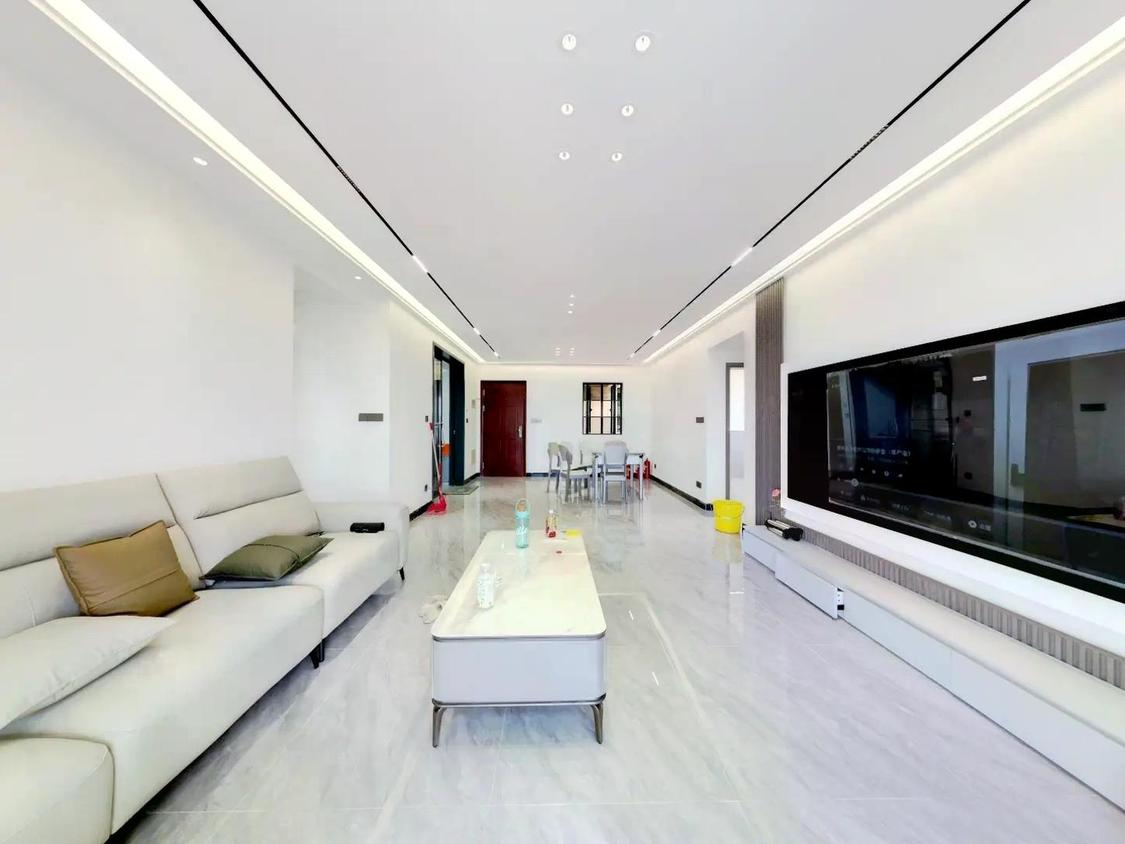 整租·鹤山新华城