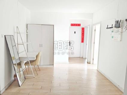 顺义顺义城合租 裕龙花园(三区)4室1厅/18平/低楼层