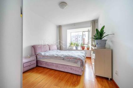 大兴磁各庄整租 首地浣溪谷2室1厅/84平/高楼层