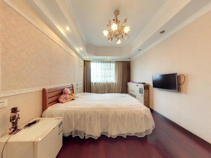 南岸南滨路整租 海棠晓月4室2厅/283平/低楼层