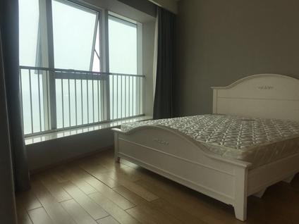 市南湛山整租 万丽海景1室1厅/94平/低楼层