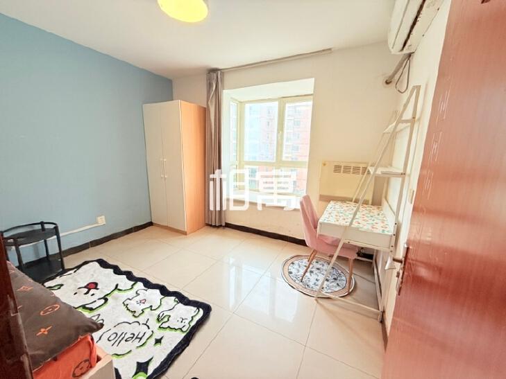 合租·万年花城(四期)