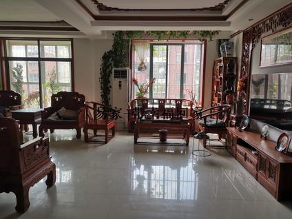 泰山泰安市委整租 澳泰山庄5室3厅/300平/中楼层