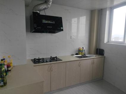 椒江老城区整租 椒江商务中心1室0厅/35平/高楼层