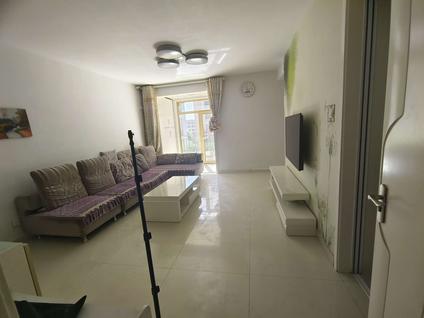 新城成吉思汗西商圈(新城)整租 阳光诺卡(二期)2室1厅/91平/低楼层