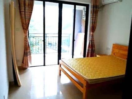 海沧马銮湾整租 佳隆花园3室2厅/120平/低楼层