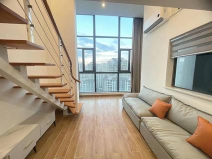 源城源城整租 坚基春天里2室2厅/48平/顶层