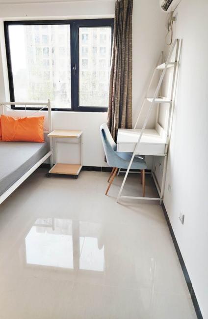 海淀西北旺合租 东馨园3室1厅/85平/高楼层