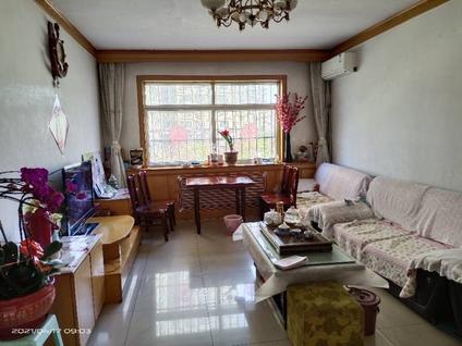 黄岛辛安整租 天智苑小区3室2厅/99平/中楼层