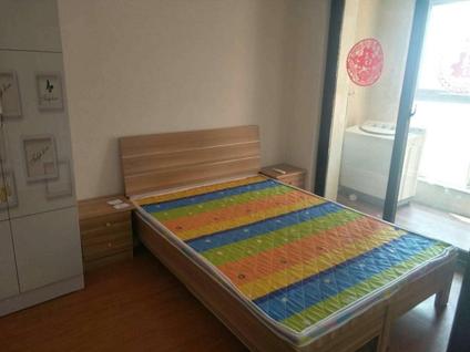 红旗柳青路整租 绿都温莎城邦2室2厅/81平/高楼层