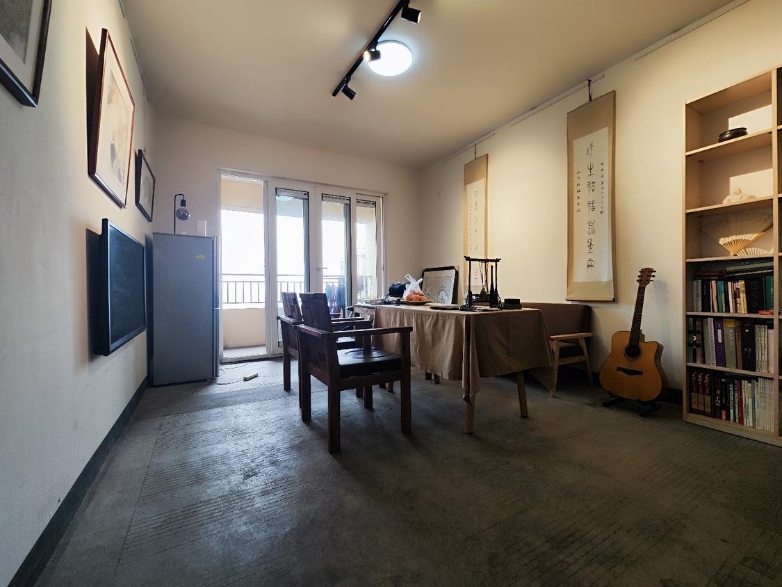 整租·融创凡尔赛(领馆四期)