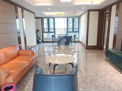 顺德大良东区整租 恒大帝景4室2厅/168平/低楼层