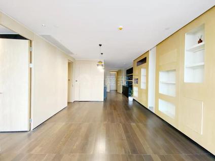 建邺奥体整租 德基世贸壹号2室1厅/157平/中楼层