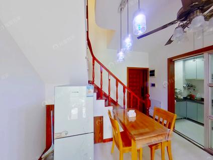 余杭良渚整租 亿丰蔚蓝郡4室2厅/120平/中楼层