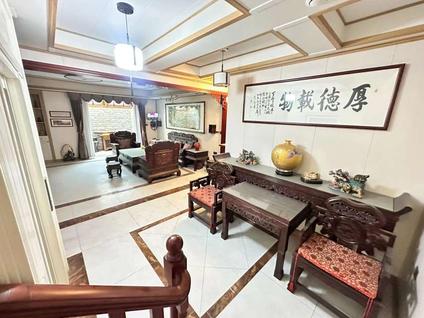 历城华山公园整租 中海华山珑城5室2厅/308平/低楼层