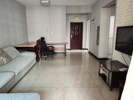 两江新区大石坝整租 锦绣嘉陵2室1厅/78平/低楼层