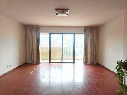 盘龙江东整租 中洲阳光4室2厅/202平/中楼层